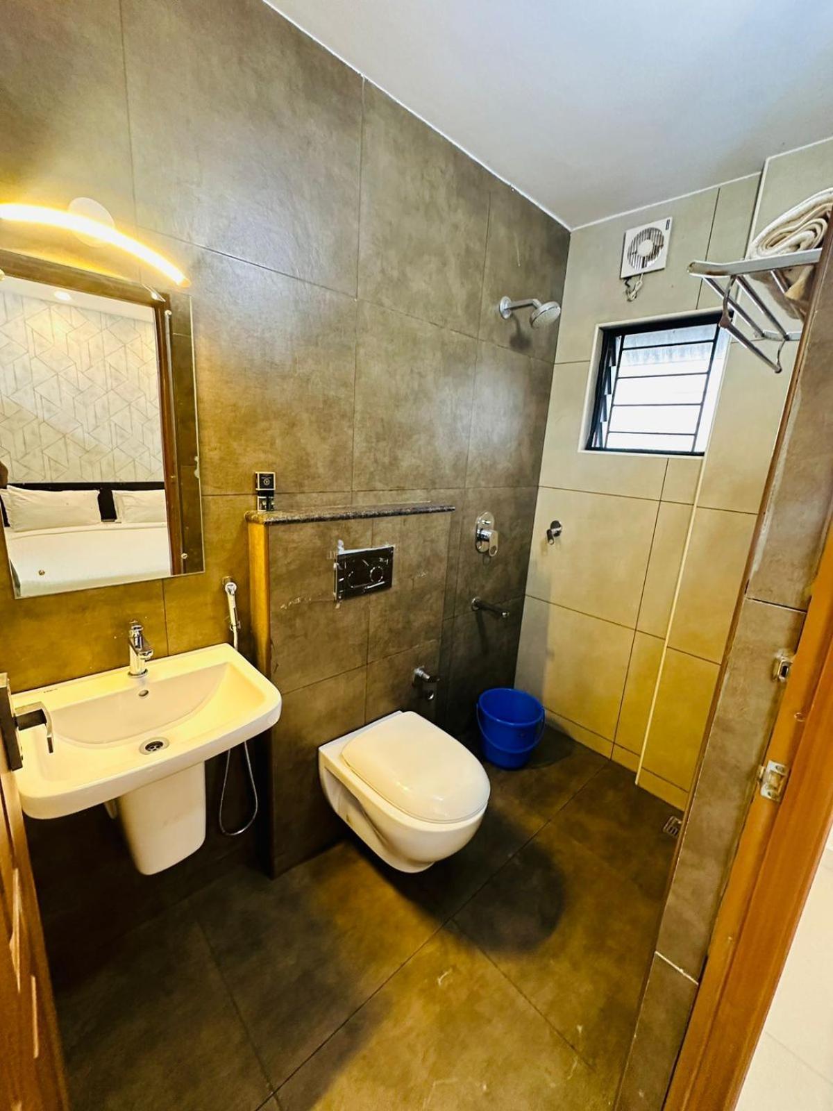 Hotel Nujoom Rooms & Apartments Kochi 외부 사진